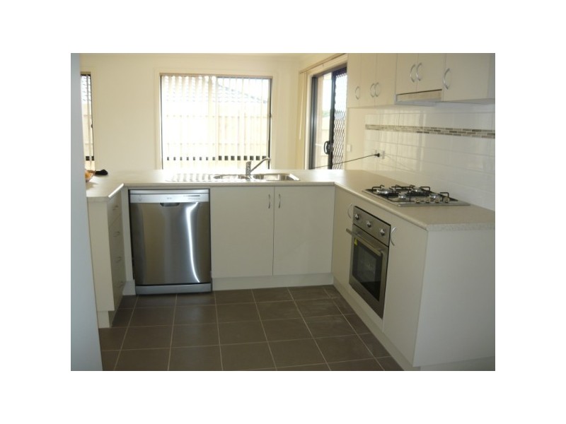 4/63 Clifton Grove, Carrum Downs VIC 3201