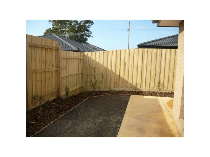 4/63 Clifton Grove, Carrum Downs VIC 3201