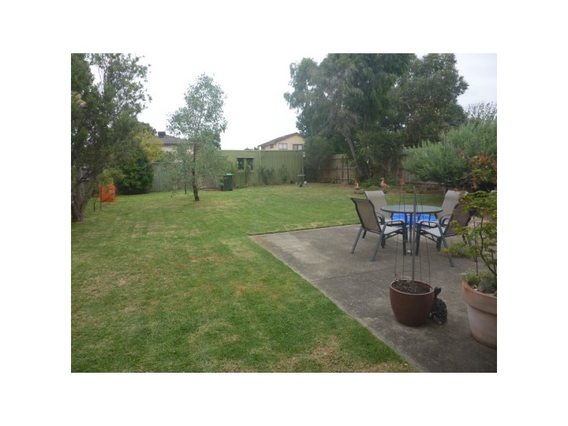 14 Elliott Street, Seaford VIC 3198