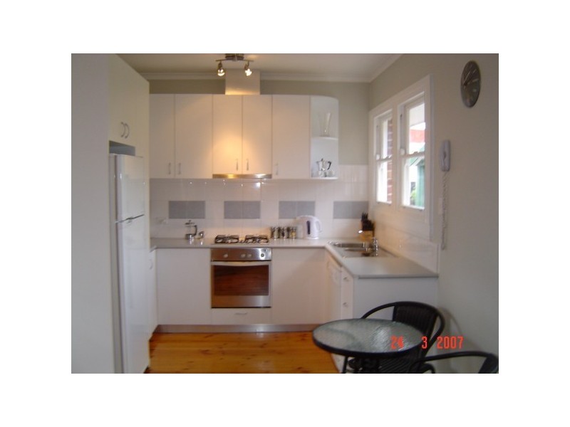 4/2  Levuka Street, Seaford VIC 3198