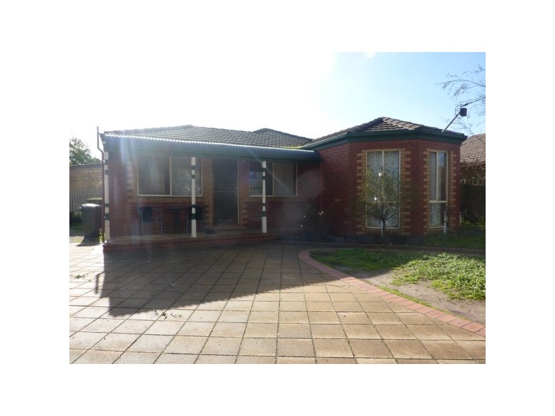 25 Parkdale Drive, Carrum Downs VIC 3201