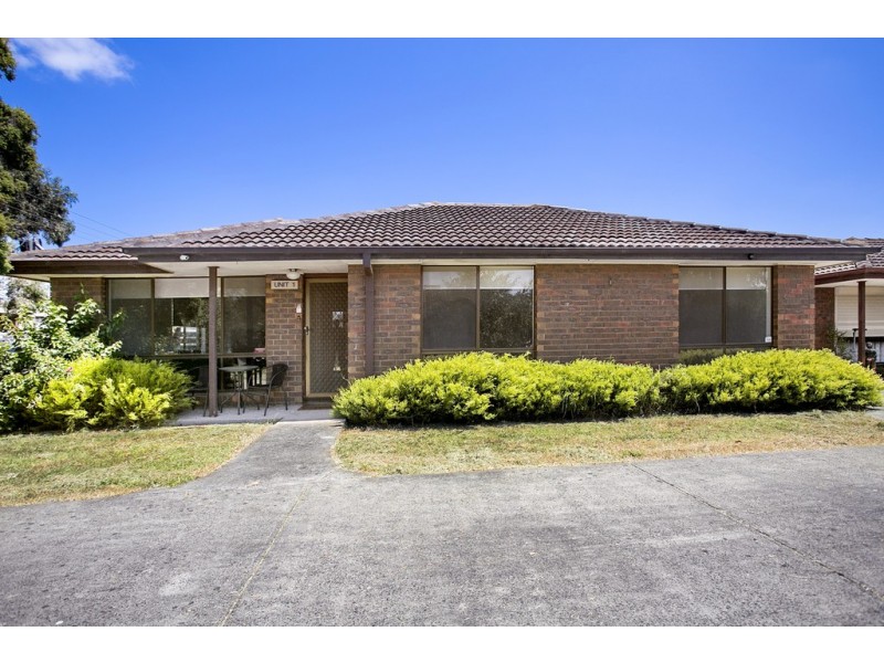1/5 Normanby Street, Cranbourne VIC 3977