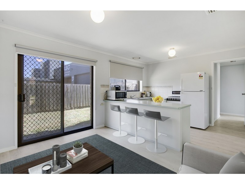 1/5 Normanby Street, Cranbourne VIC 3977