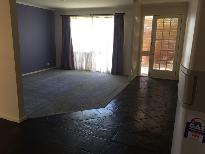 206 Hall Road, Carrum Downs VIC 3201