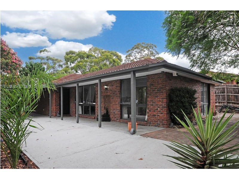 18 Lyrebird Drive, Carrum Downs VIC 3201