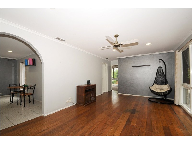 18 Lyrebird Drive, Carrum Downs VIC 3201