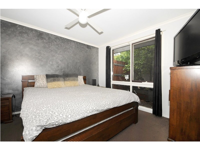 18 Lyrebird Drive, Carrum Downs VIC 3201