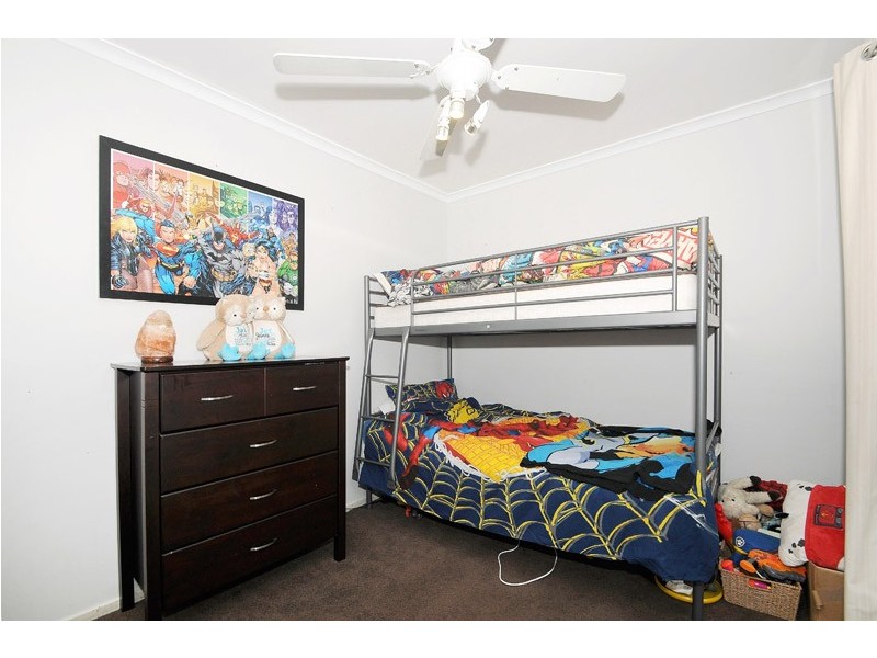 18 Lyrebird Drive, Carrum Downs VIC 3201