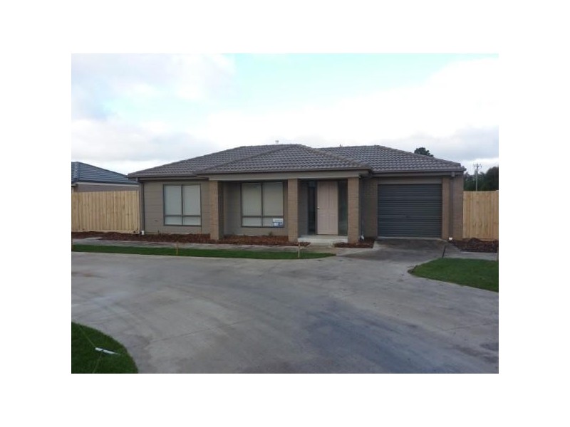 10/3 Elisa Place, Hastings VIC 3915