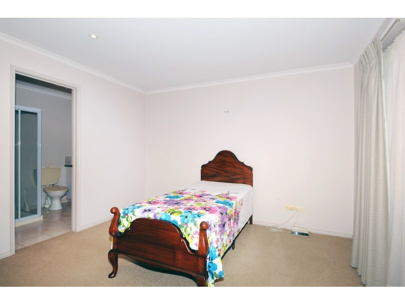 185 Hall Road, Carrum Downs VIC 3201