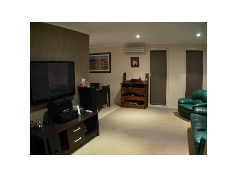 3 Luca Court, Pakenham VIC 3810