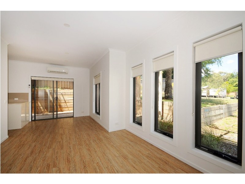 2/27 Brunnings Road, Carrum Downs VIC 3201