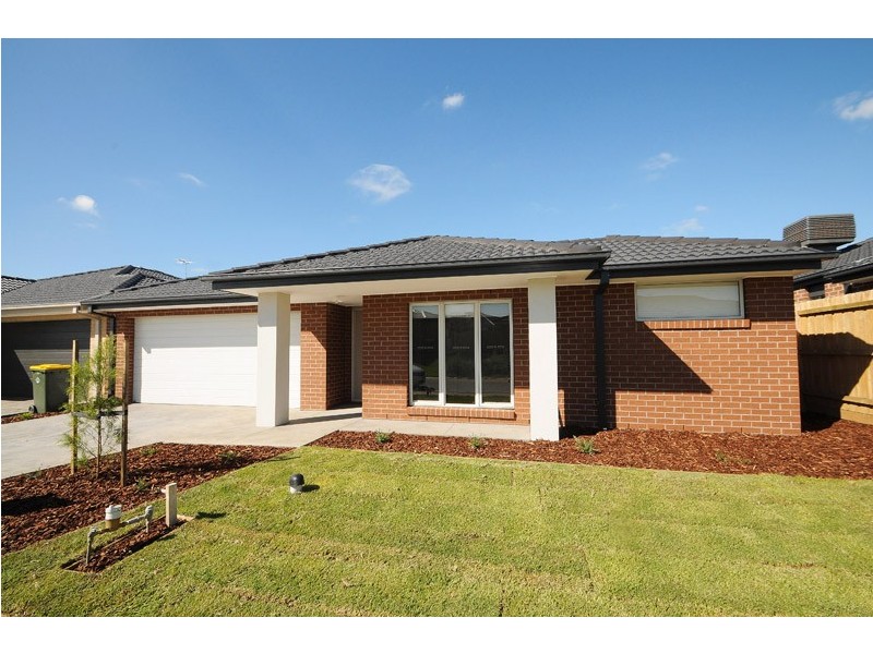 35 Sandstone Circuit, Carrum Downs VIC 3201