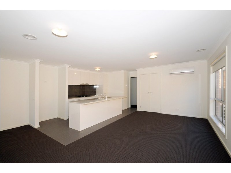 35 Sandstone Circuit, Carrum Downs VIC 3201