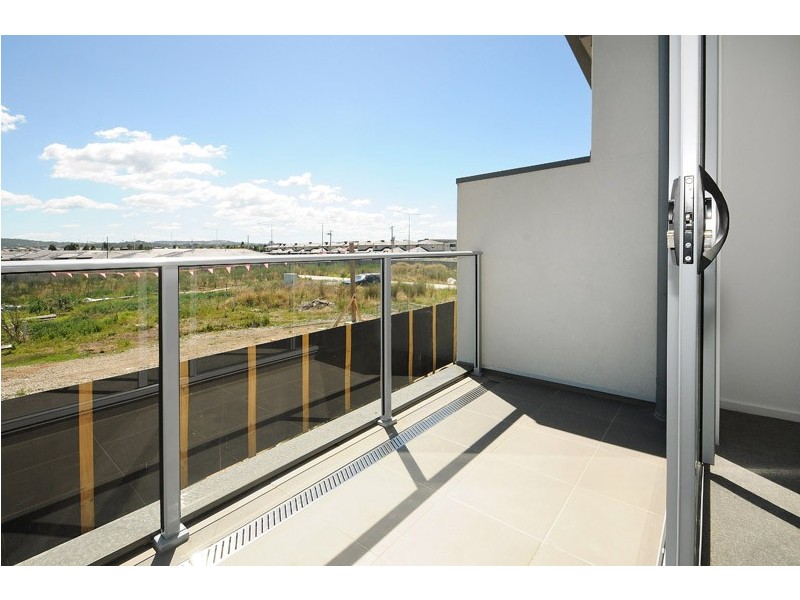 12 Topal Drive, Officer VIC 3809