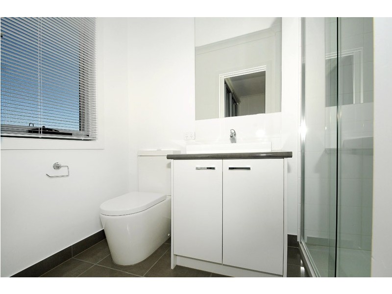 12 Topal Drive, Officer VIC 3809