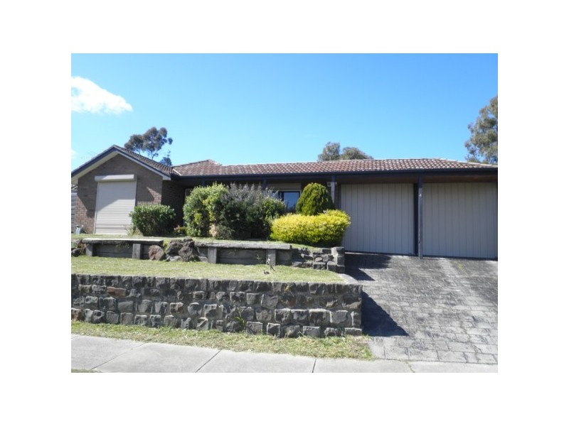4 Onkara Drive, Frankston VIC 3199