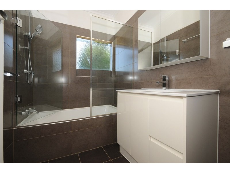 15 Belvedere Road, Seaford VIC 3198