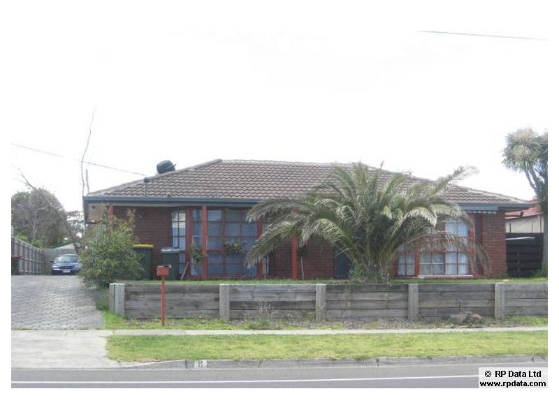 8  Currawong Drive, Carrum Downs VIC 3201
