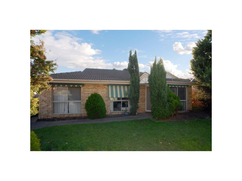 21 Woodvale Drive, Carrum Downs VIC 3201