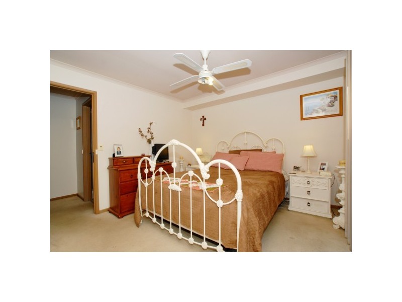 21 Woodvale Drive, Carrum Downs VIC 3201