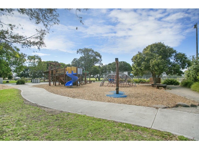 2/34 Richmond Avenue, Carrum Downs VIC 3201