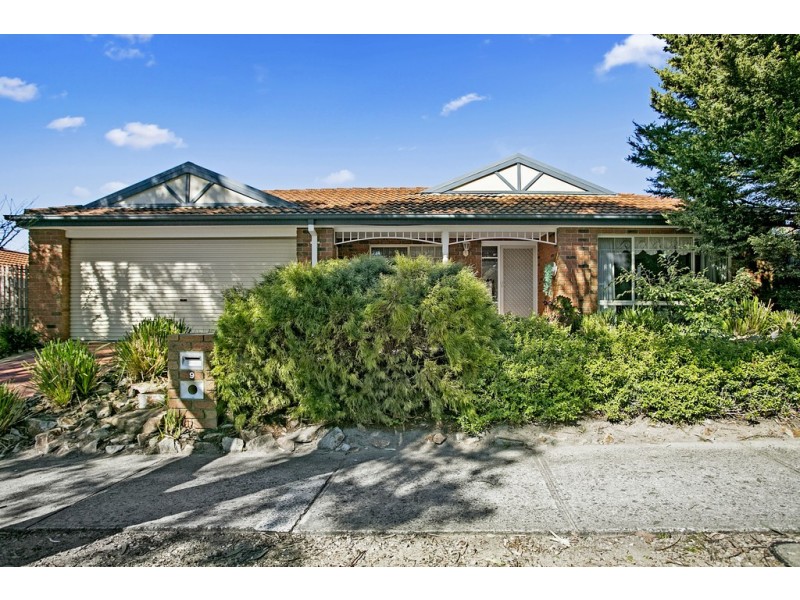 9 Gum Nut Drive, Langwarrin VIC 3910