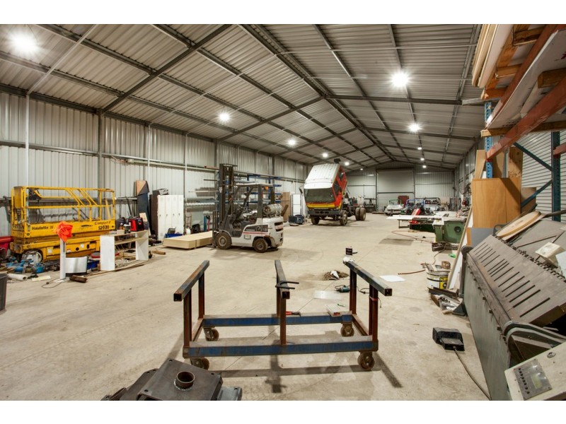 182 Eramosa Road East, Somerville VIC 3912