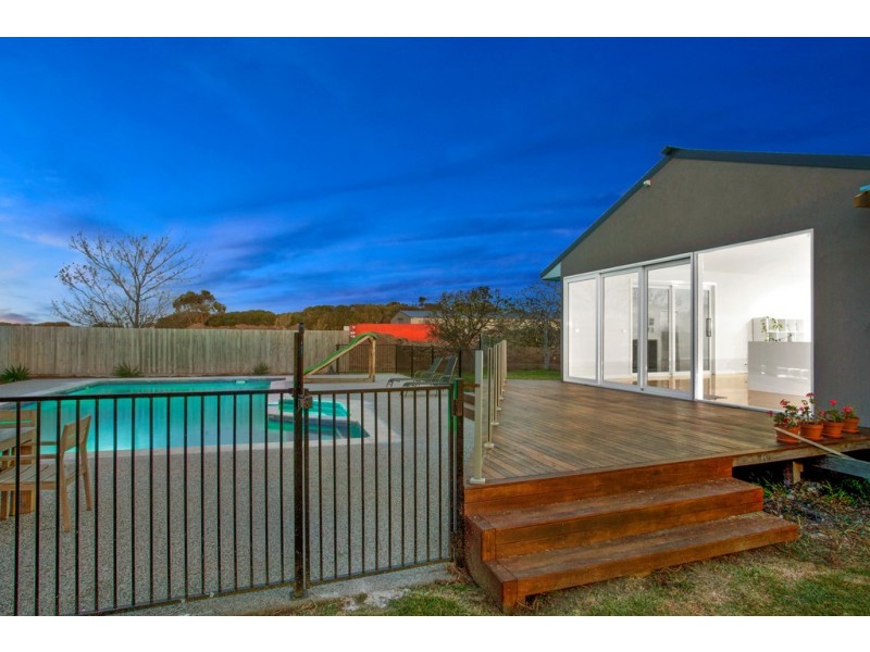 182 Eramosa Road East, Somerville VIC 3912