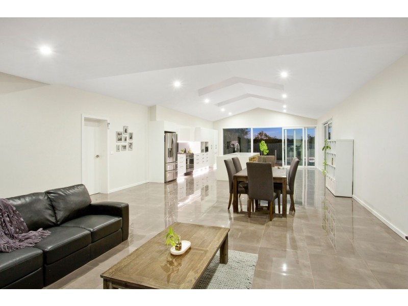 182 Eramosa Road East, Somerville VIC 3912