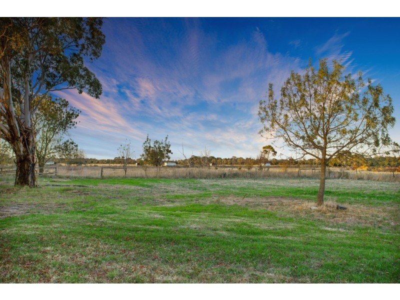 182 Eramosa Road East, Somerville VIC 3912