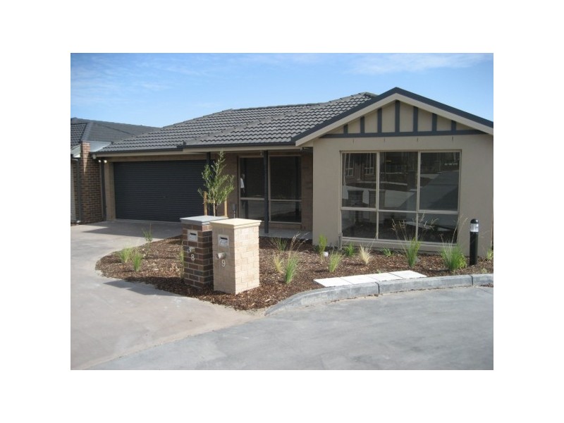 9/31-35 Brunnings Road, Carrum Downs VIC 3201