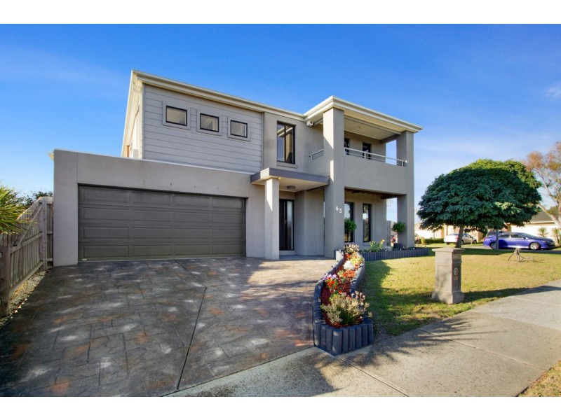 65 Clifton Park Drive, Carrum Downs VIC 3201