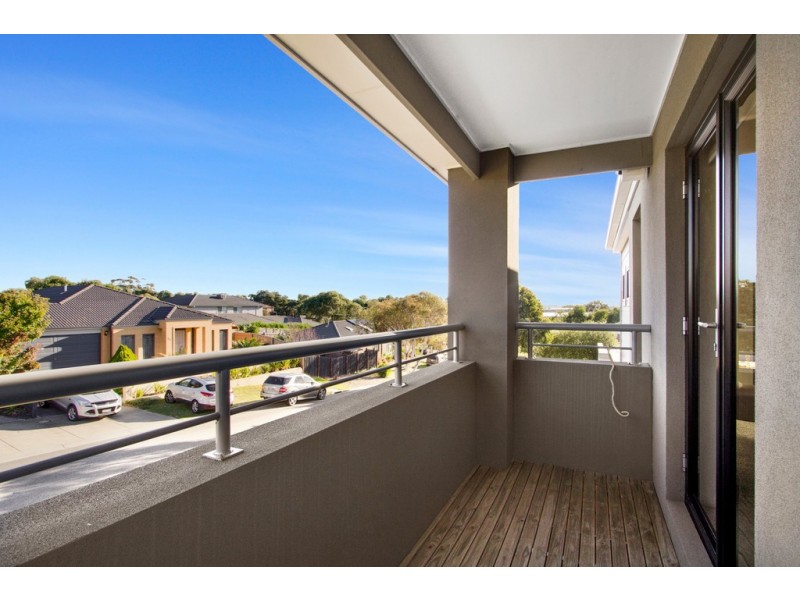 65 Clifton Park Drive, Carrum Downs VIC 3201