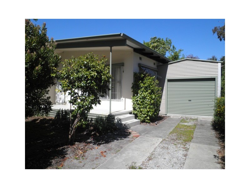 12 Norfolk Crescent, Frankston North VIC 3200