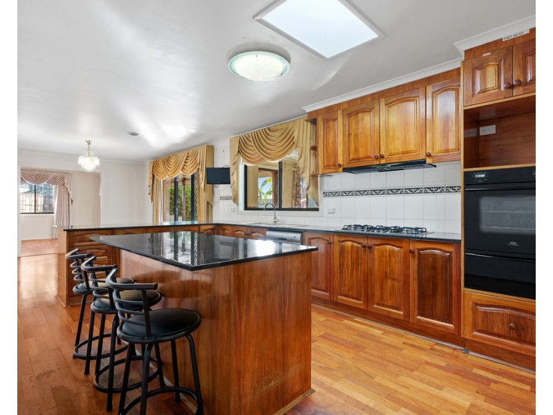 7 Chardonnay Drive, Skye VIC 3977