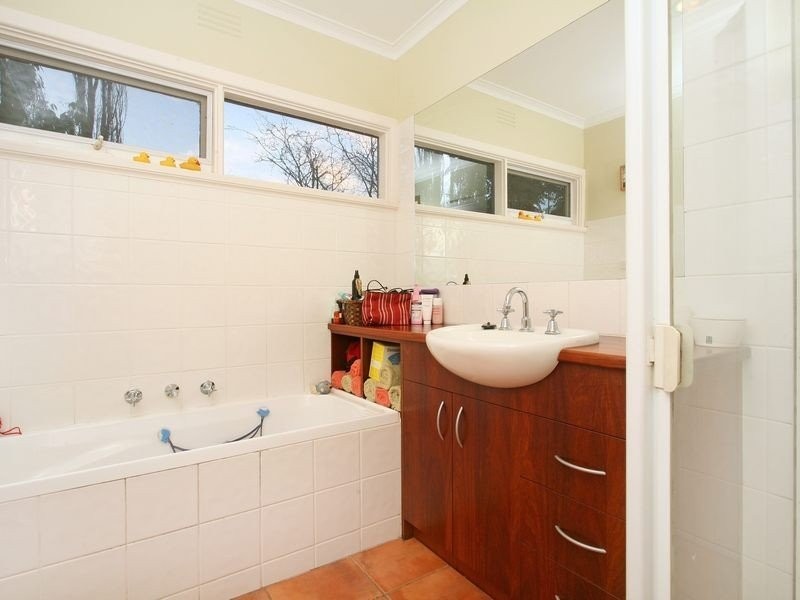 16 Watson Street, Frankston VIC 3199