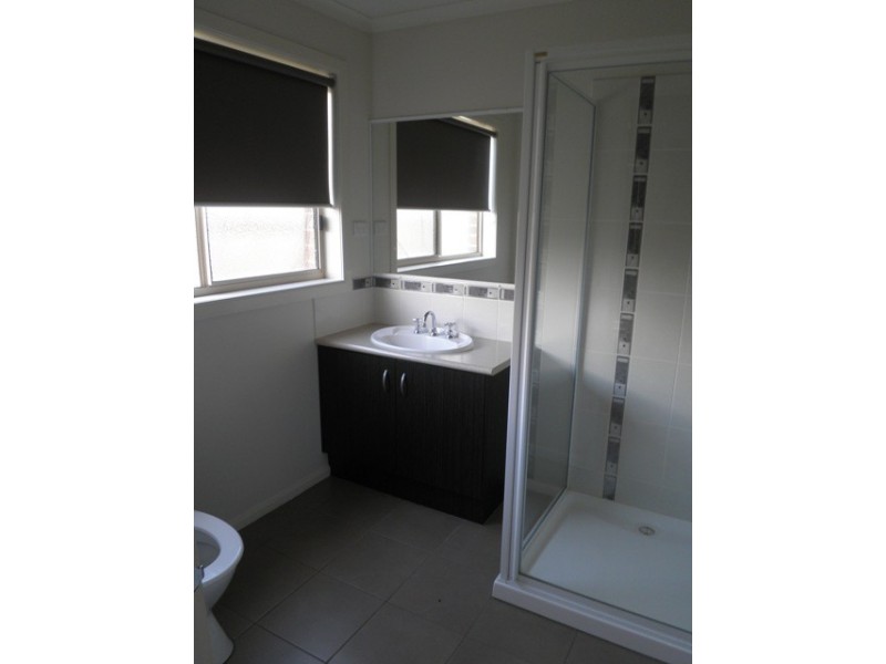 29 Clifton Grove, Carrum Downs VIC 3201