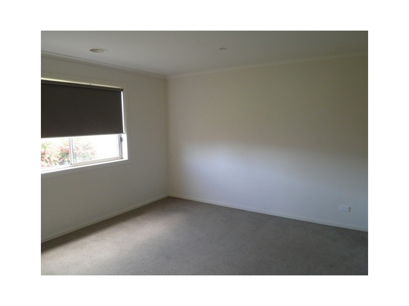 29 Clifton Grove, Carrum Downs VIC 3201