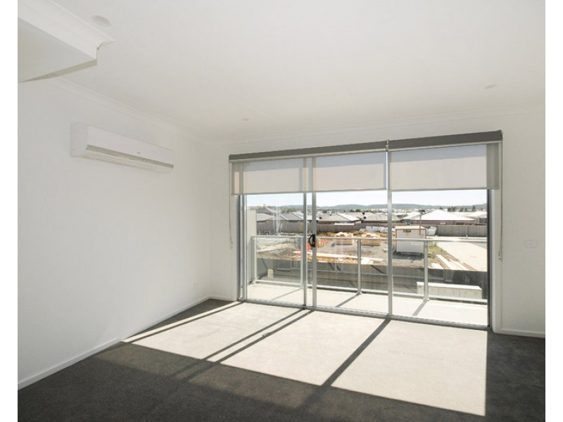 4 Topal Drive, Officer VIC 3809