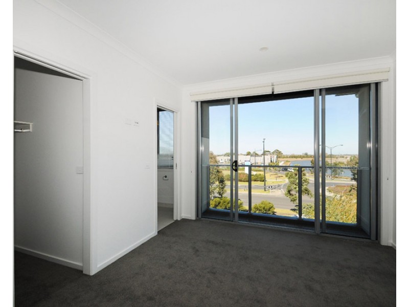 4 Topal Drive, Officer VIC 3809