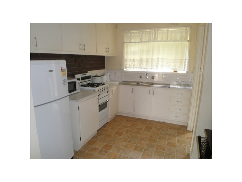 2/29 Gairloch Drive, Frankston VIC 3199