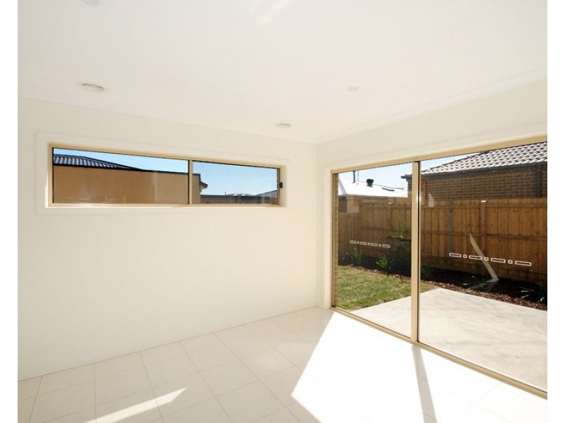 11 Mercury Court, Carrum Downs VIC 3201