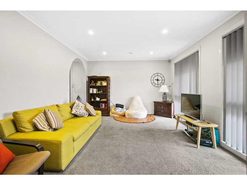 1/6 Fairfield Street, Cranbourne VIC 3977