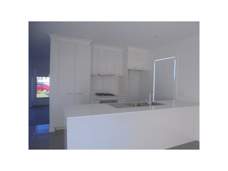 1/23 Brunnings Road, Carrum Downs VIC 3201