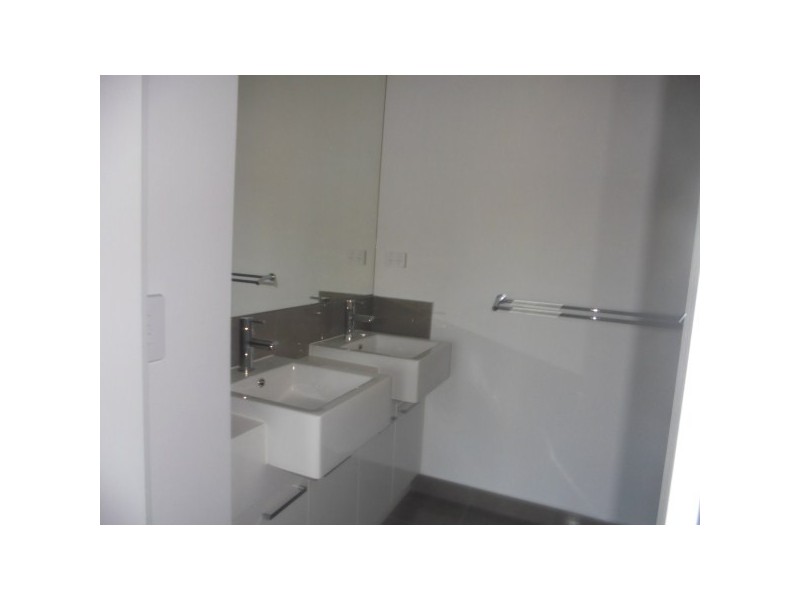 1/23 Brunnings Road, Carrum Downs VIC 3201