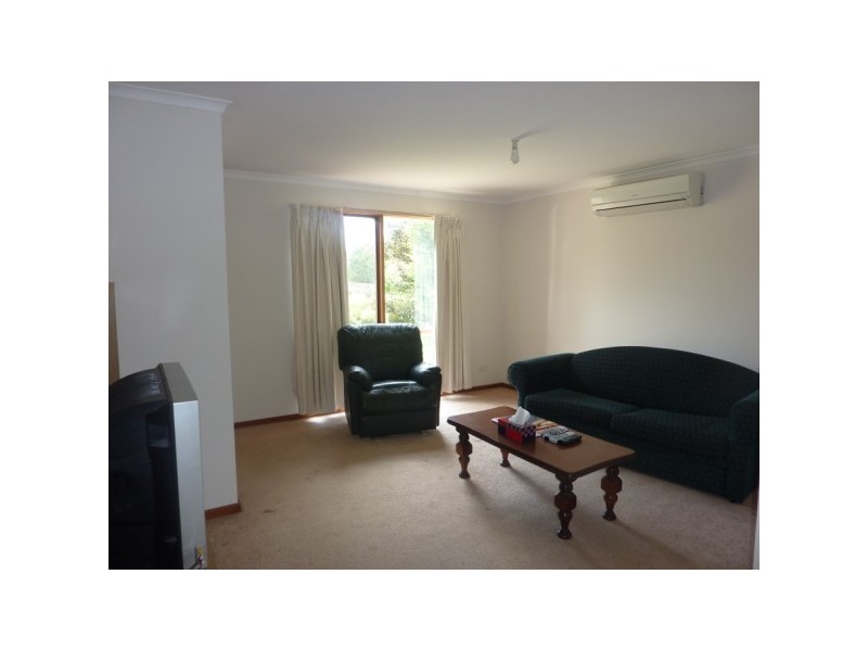 31 Parkdale Drive, Carrum Downs VIC 3201