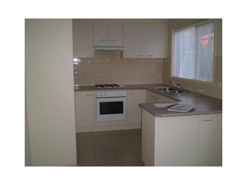 1/12 Screen Street, Frankston VIC 3199