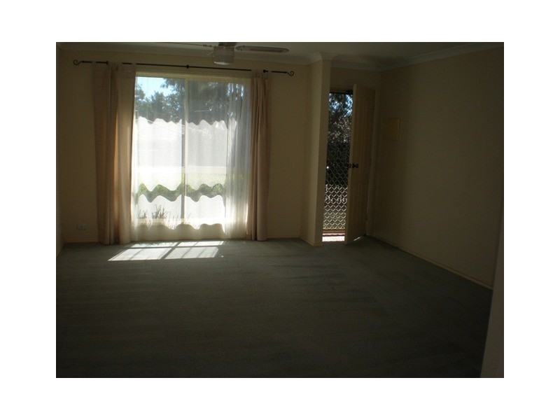 1/12 Screen Street, Frankston VIC 3199