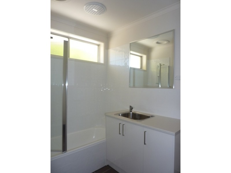 4/41  Deane Street, Frankston VIC 3199